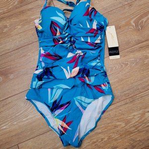 106. Profile by Gottex Underwire one piece Swimsuit. Size 12D. NWT